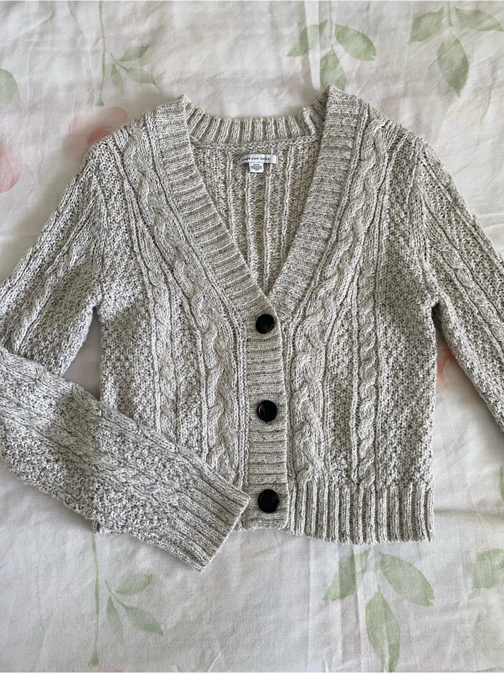American Eagle Cropped Cardigan Size Small